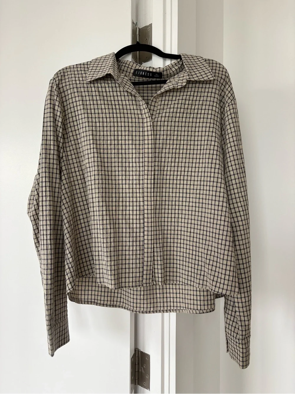 LIONESS Beige Grid Button-Front Men's Shirt - Picture 2 of 6